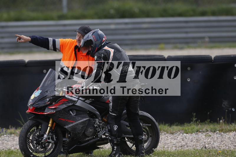 /09 19.04.2026  Caremotion get faster ADR/Gruppe gelb/34